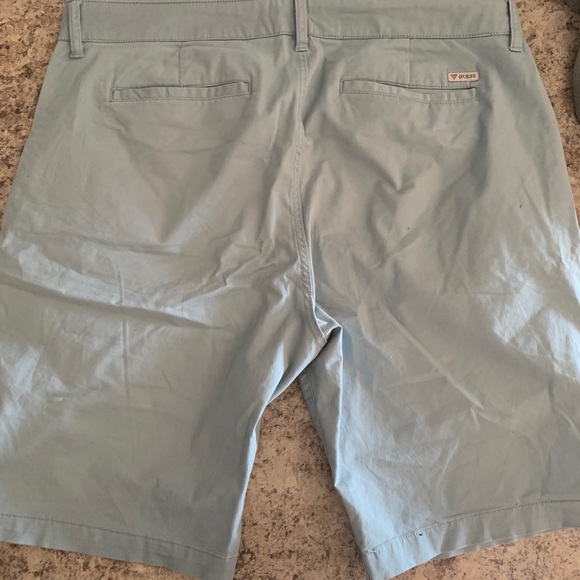 Guess shorts - Picture 2 of 2